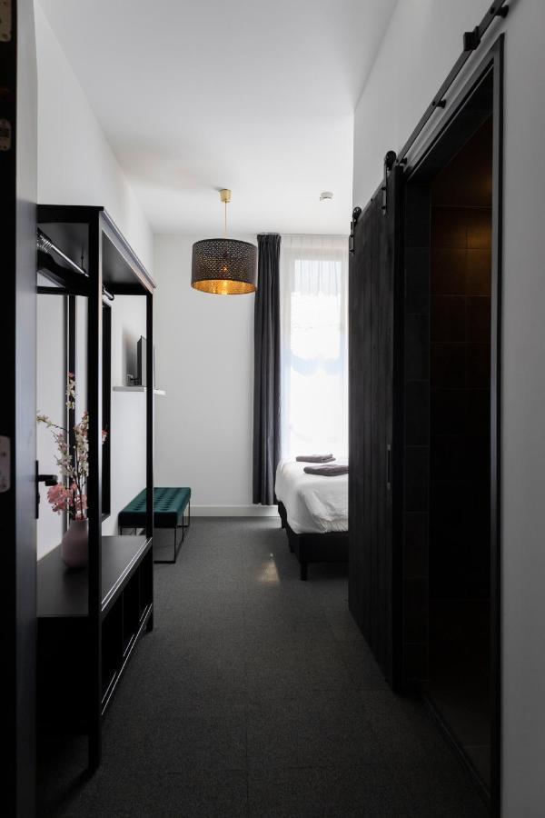 Hotel En Stadscafe De Dam L Hotel Monnickendam Ngoại thất bức ảnh