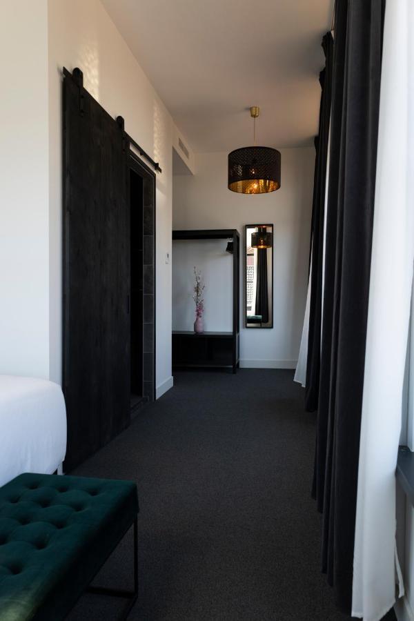 Hotel En Stadscafe De Dam L Hotel Monnickendam Ngoại thất bức ảnh